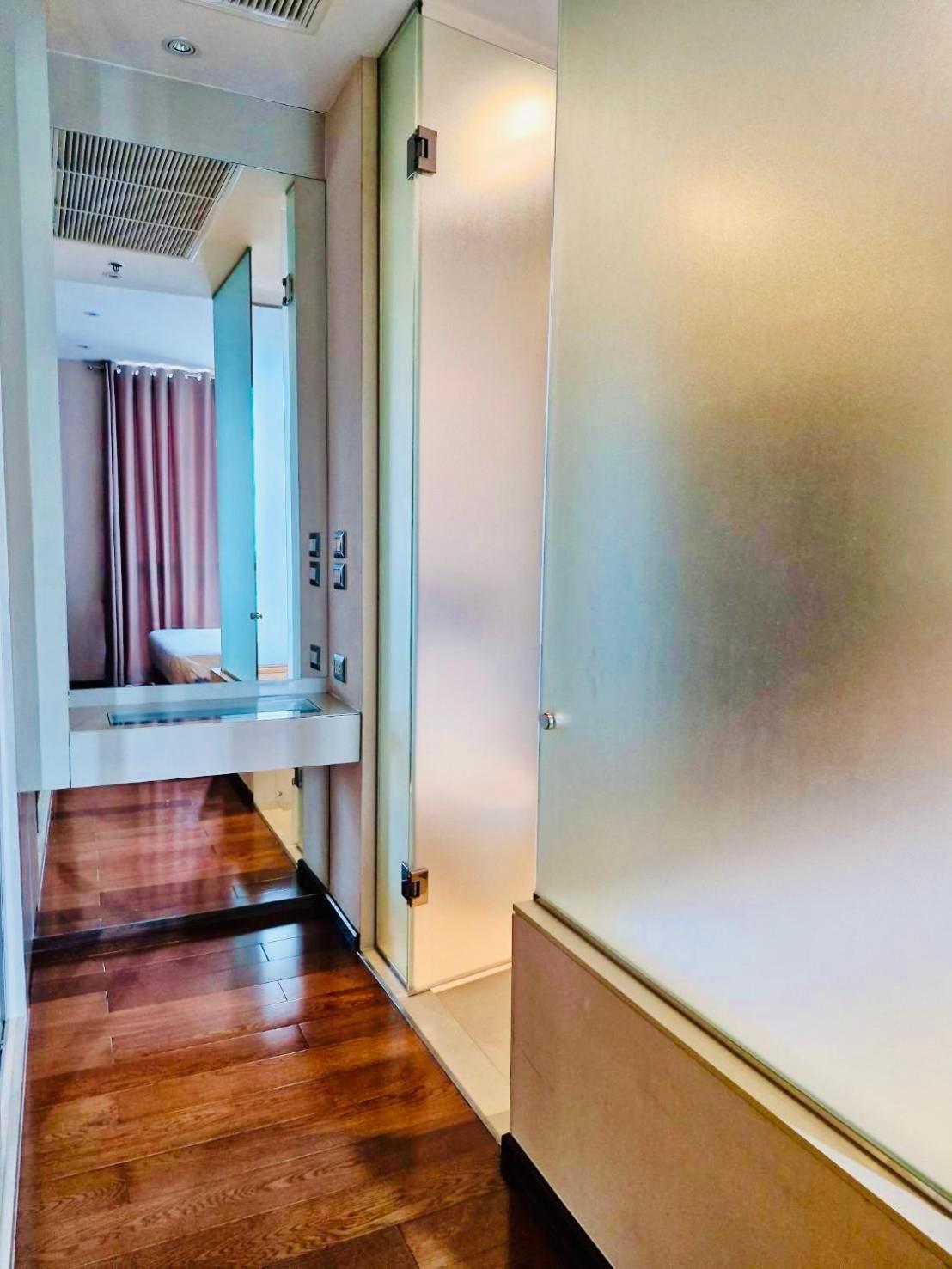 Luxury 1Bed 1Bath 300M Bts Phrom Phong, Emporium Emsphere Emquartier Bangkok Eksteriør billede